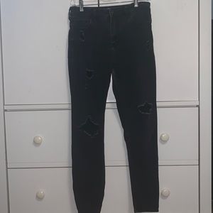 black hollister skinny jeans